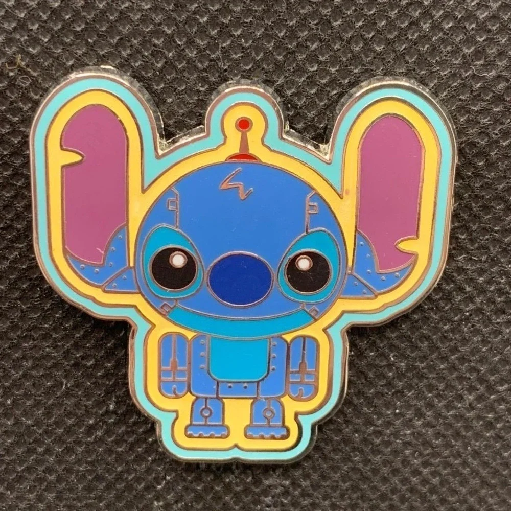 2016 Hong Kong Disneyland Stitch 626 Disney trading pin large 2016 Toy Factory